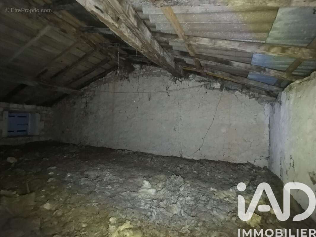 Photo 3 - Maison à VENERAND