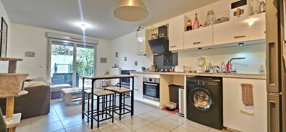 Appartement à MIRIBEL