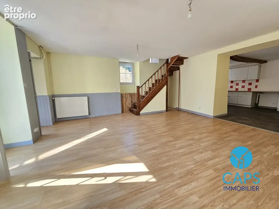 Maison 4 pièces 106 m² à vendre à Voulgezac (16250) - photo 3