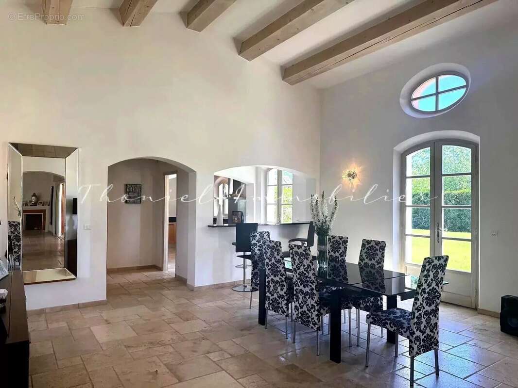 Maison à GRIMAUD