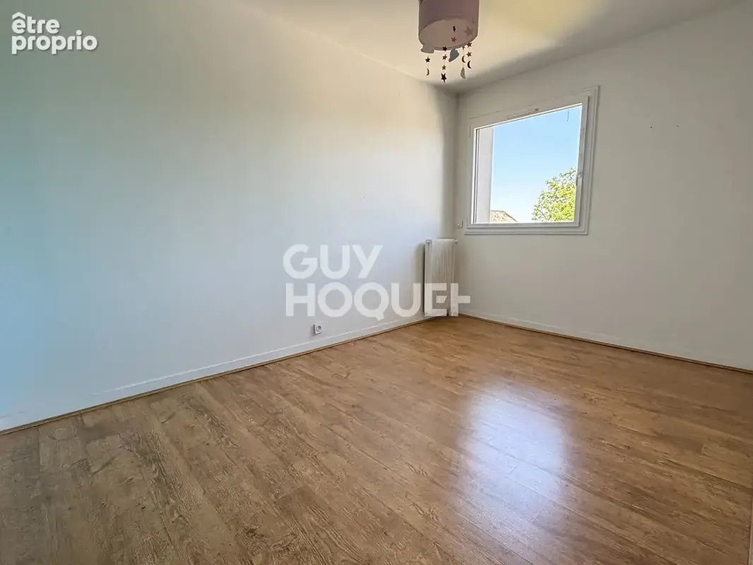 Appartement en duplex avec 2 terrasses au Coudray Montceaux - photo 9