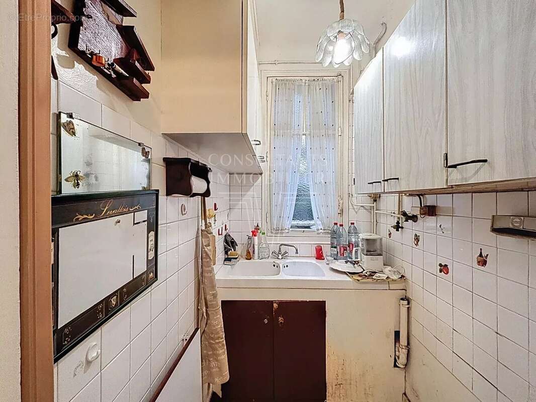 Appartement à LEVALLOIS-PERRET