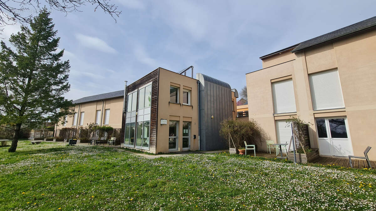 Appartement à NAUCELLE