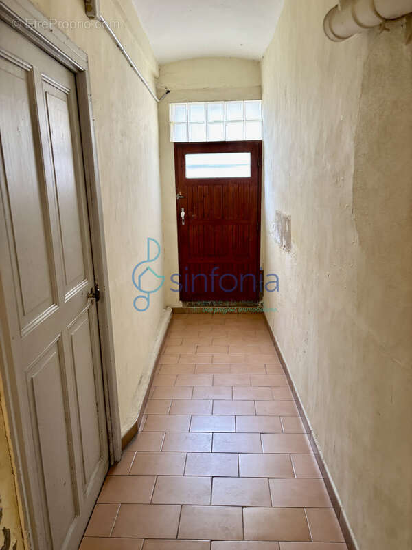 Appartement à LUNEL