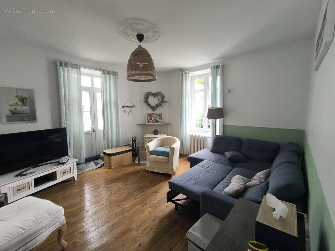 Maison à ROCHECHOUART