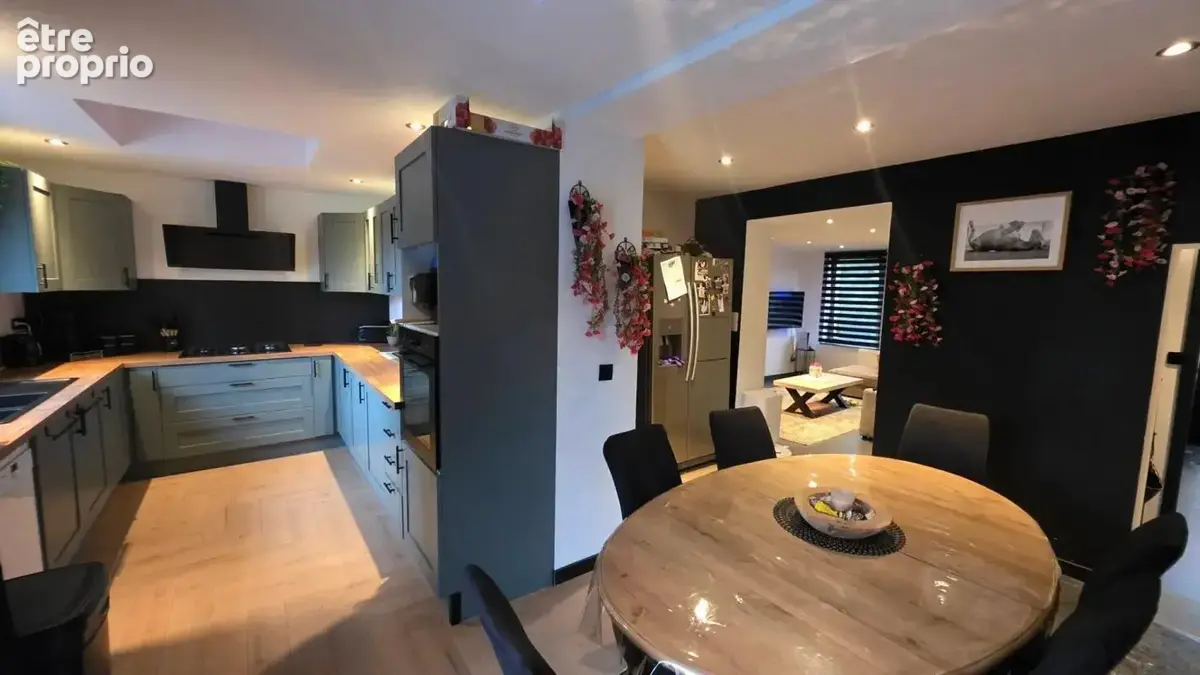 Maison avec grange et dépendances, jardin, 4 chambres à Mecquignies - photo 6