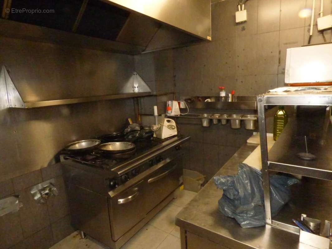 Commerce à CHENNEVIERES-SUR-MARNE