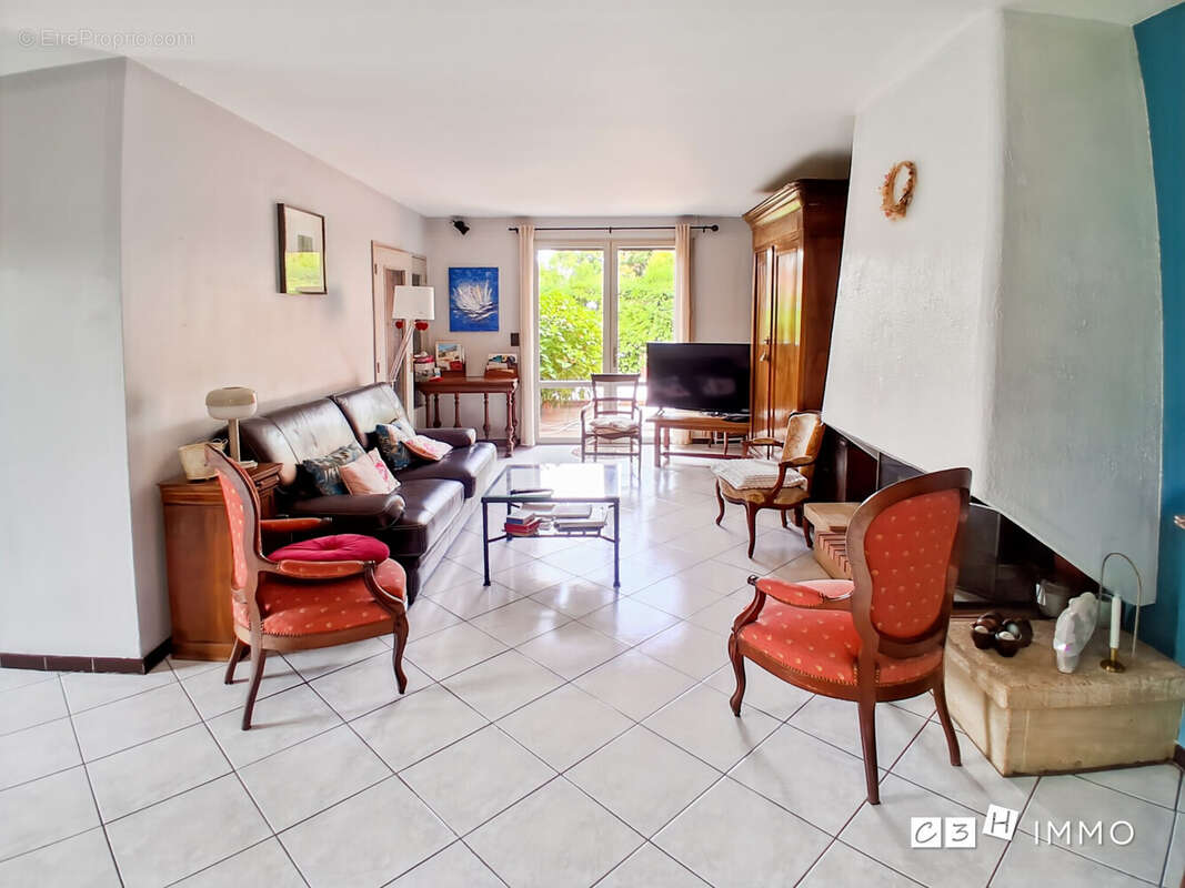 Maison 128 m² à Villeneuve-Tolosane  - photo 6