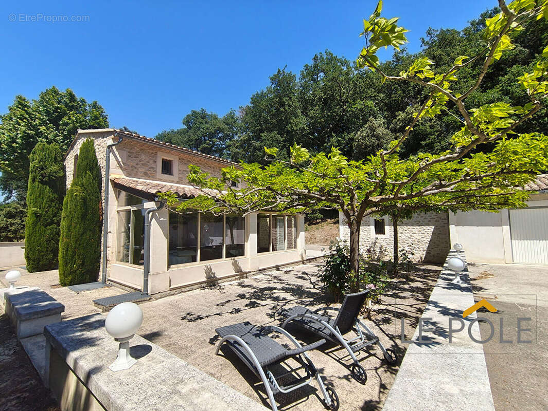 Maison à CLANSAYES