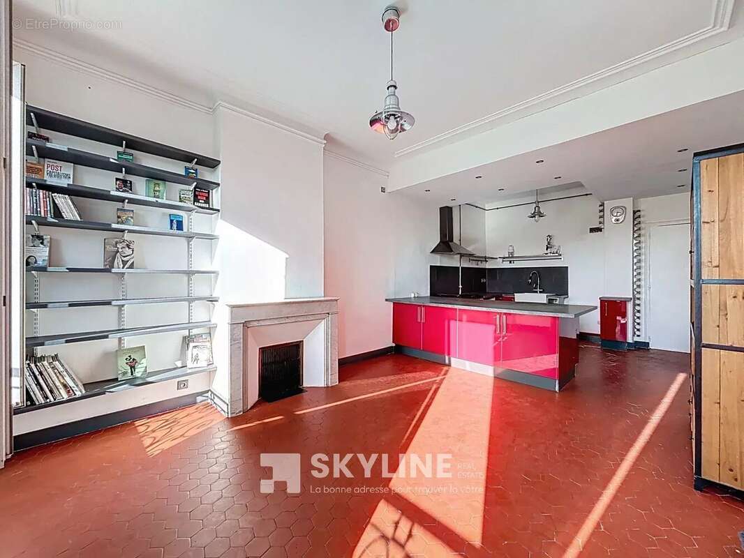 Appartement à MARSEILLE-6E