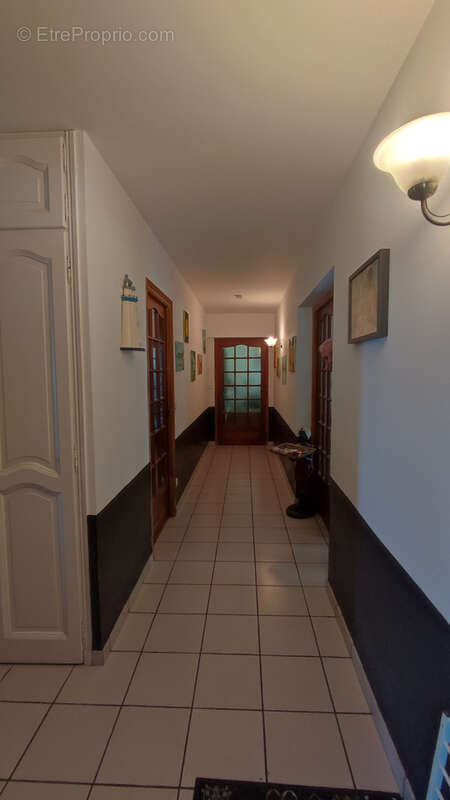 Maison à MONTAIGU-DE-QUERCY