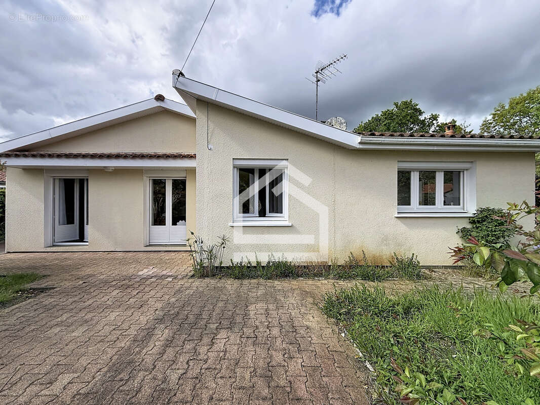 Maison à SAINT-AUBIN-DE-MEDOC