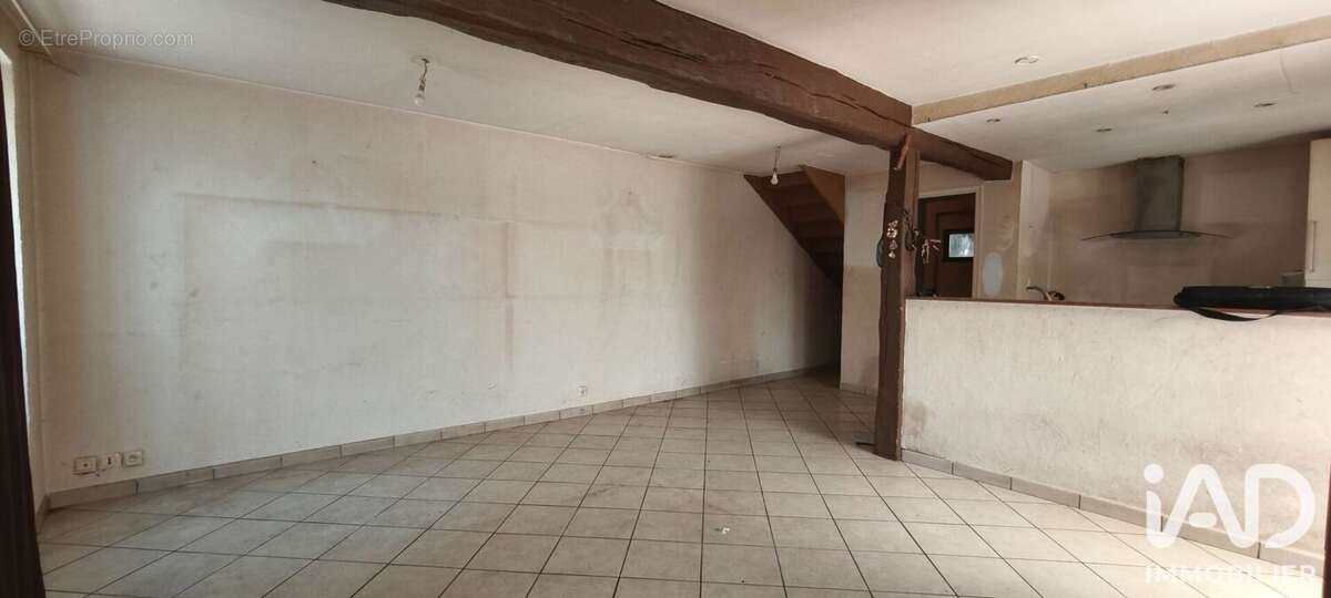 Maison 62 m² à Donnemarie-Dontilly  - photo 4
