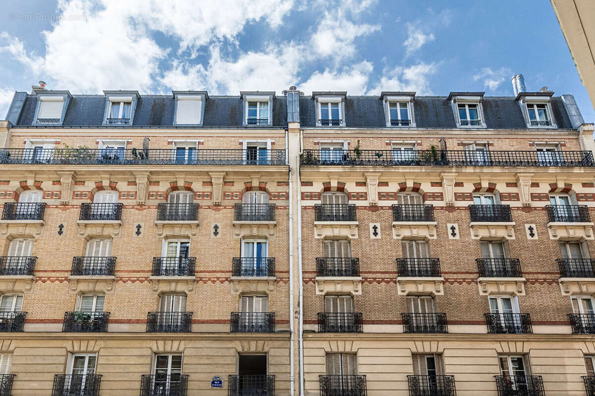 Appartement à PARIS-15E