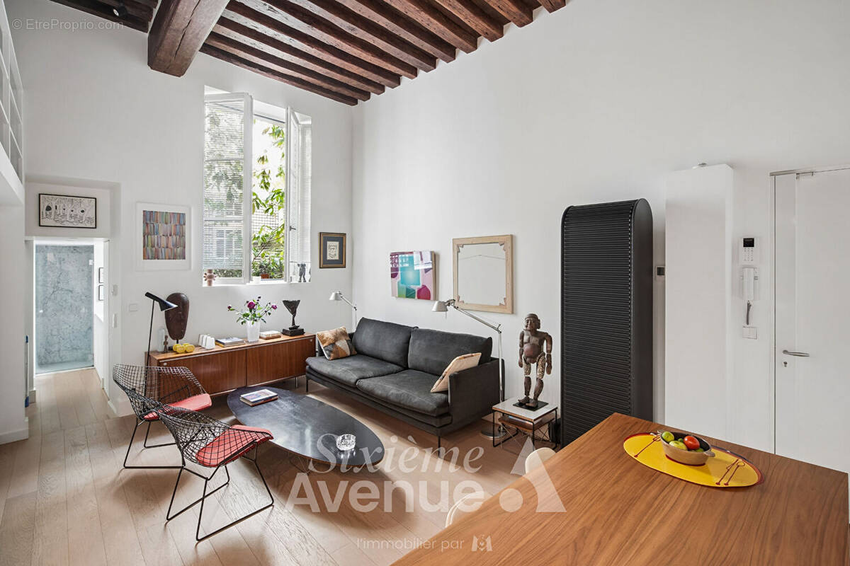 Appartement à PARIS-4E