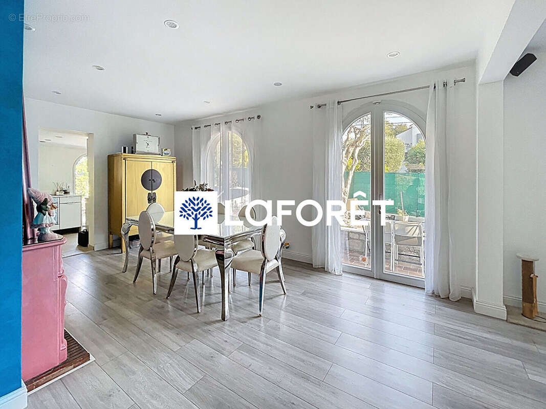 Maison à CAGNES-SUR-MER