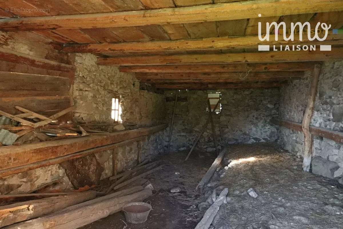 Commerce à BONNEVAL