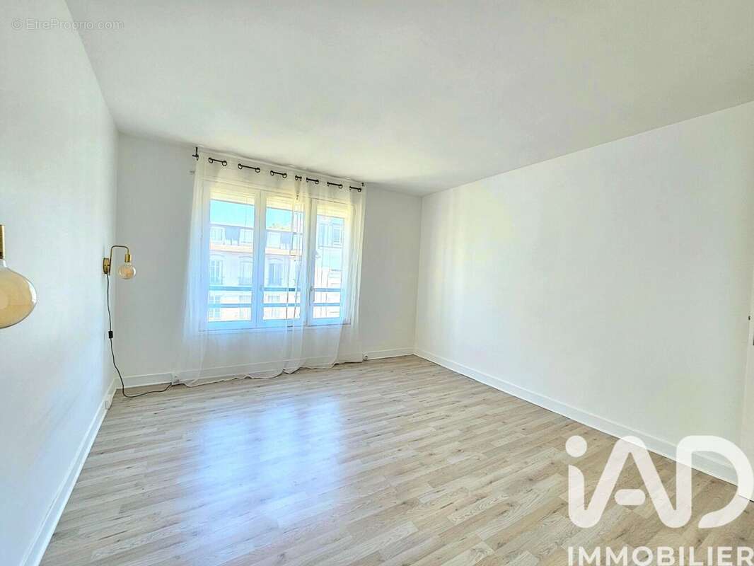 Photo 8 - Appartement à BOULOGNE-BILLANCOURT