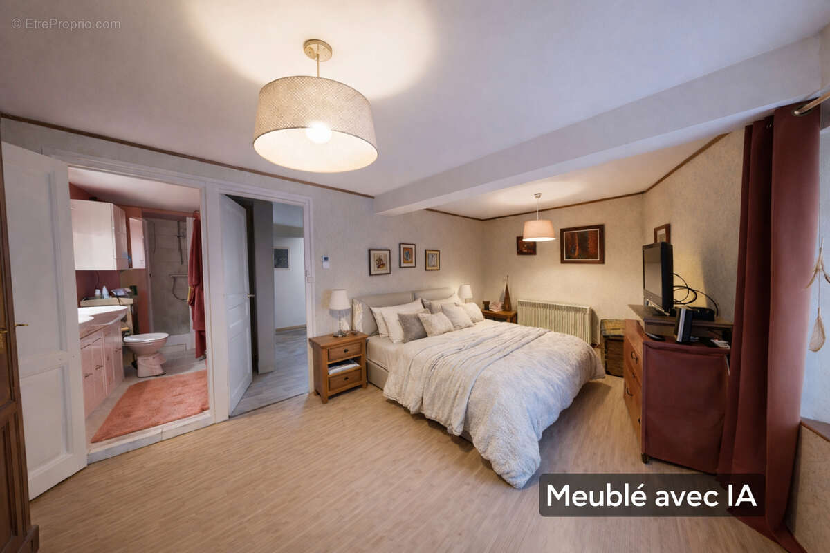Maison à CHAZELLES-SUR-LYON