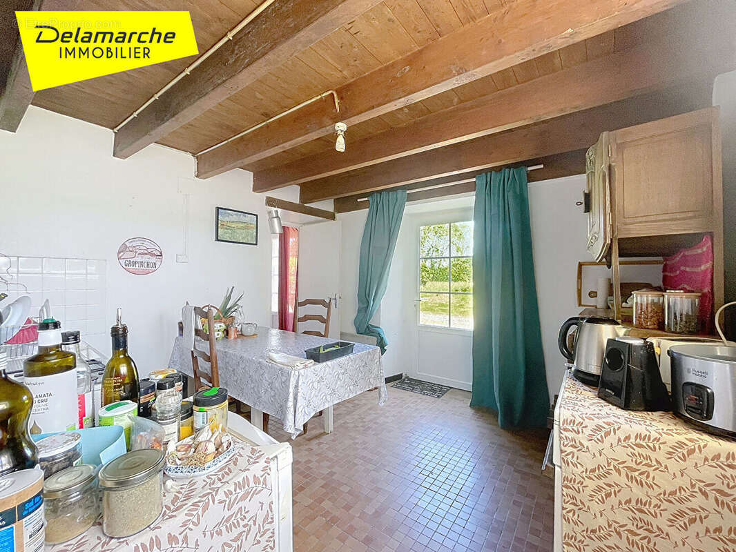 A VENDRE maison Montpinchon  8 pièces. - photo 9
