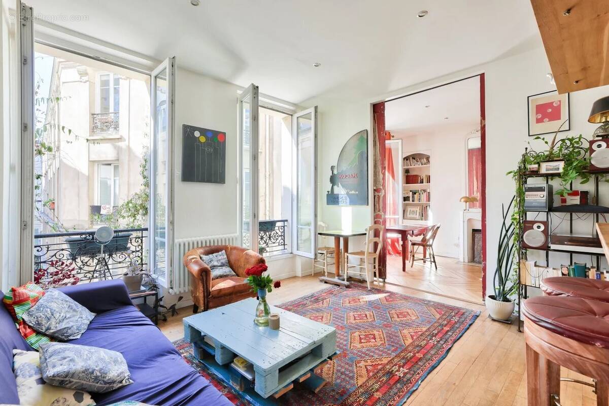 Appartement à PARIS-11E