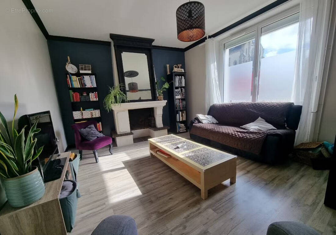 Maison à SAINT-MALO-DU-BOIS