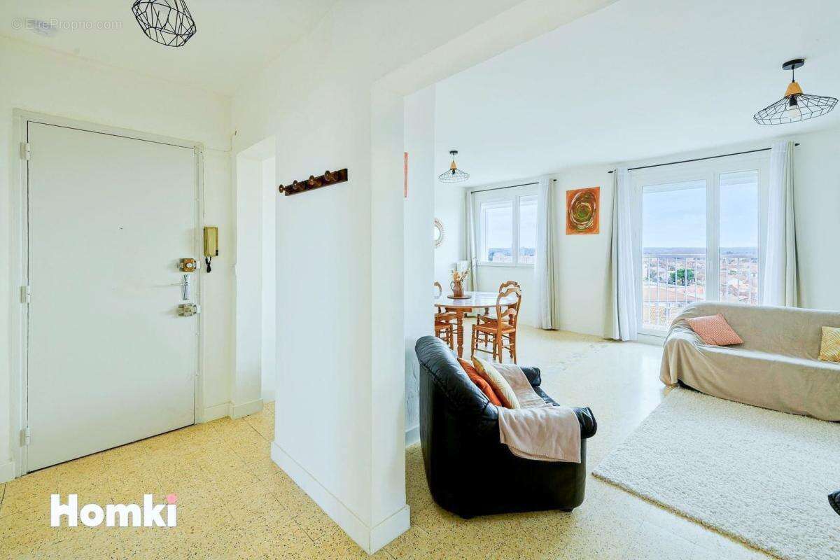 Appartement à NIMES