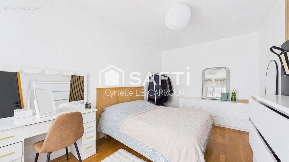 Maison 149 m² à Saint-Xandre  - photo 9