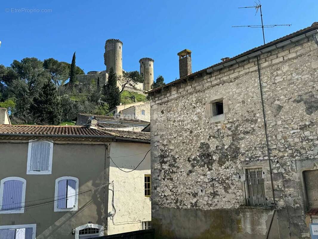 Maison à CHATEAURENARD