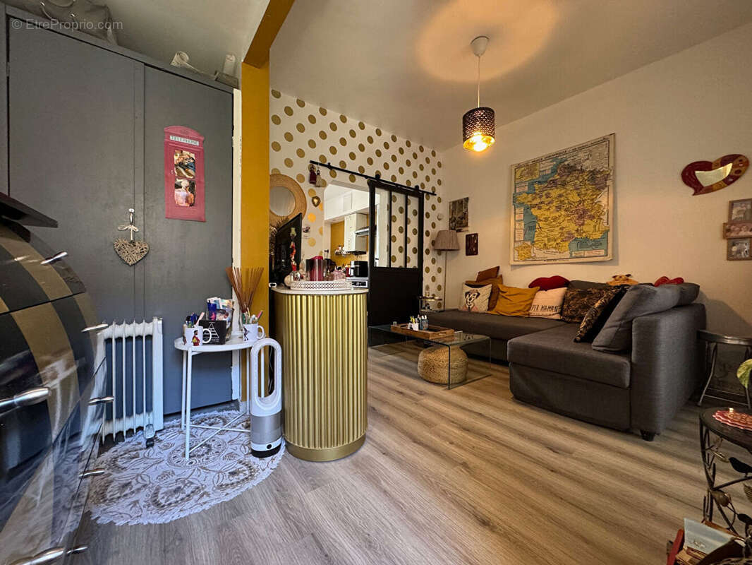 Appartement à MARSEILLE-10E