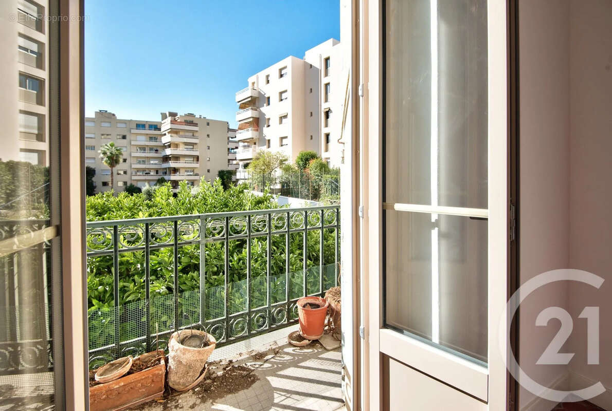Appartement à NICE