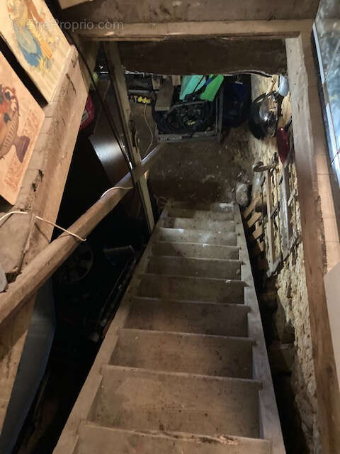 Maison à MONTLIEU-LA-GARDE