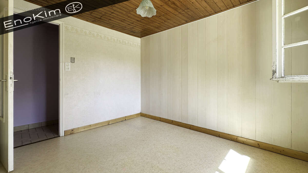 Maison en pierre avec fort potentiel - photo 4