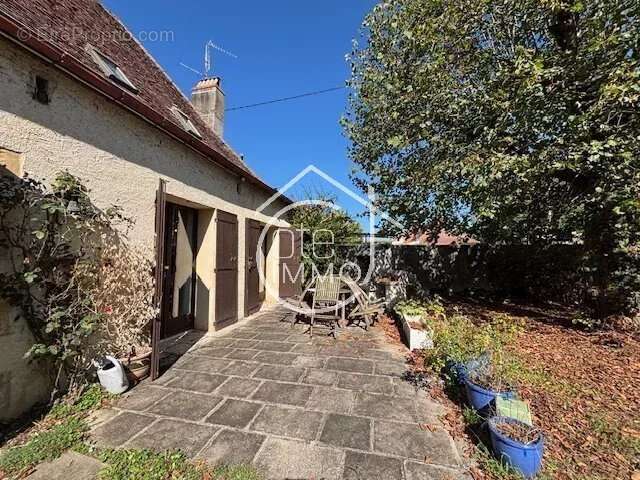 Maison à SAINT-PIERRE-D'EYRAUD