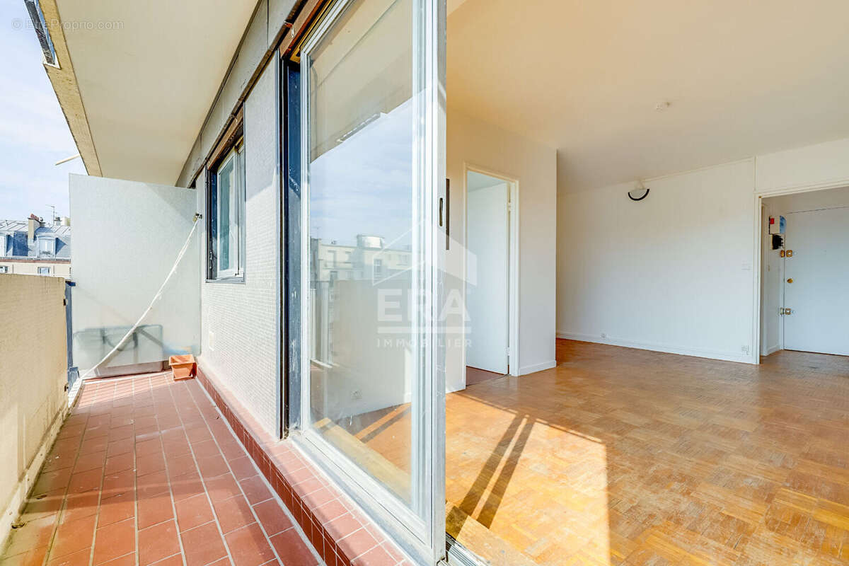 Appartement 30m² à paris 18e arrondissement - photo 2