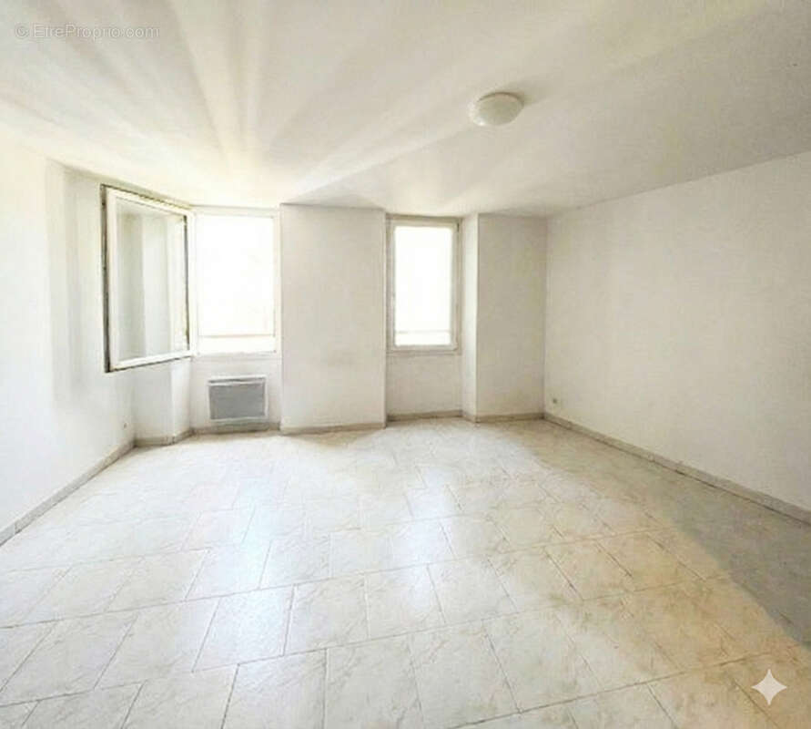 Appartement à MARSEILLE-10E