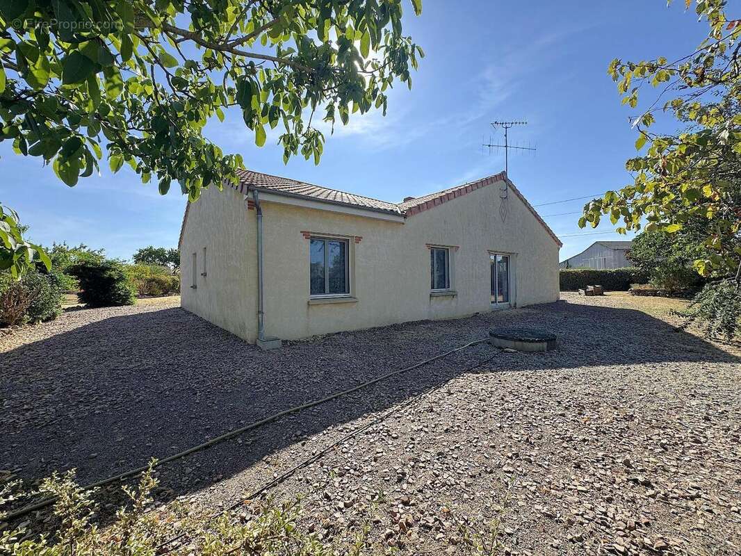 Maison 125 m² à Thouars  - photo 14
