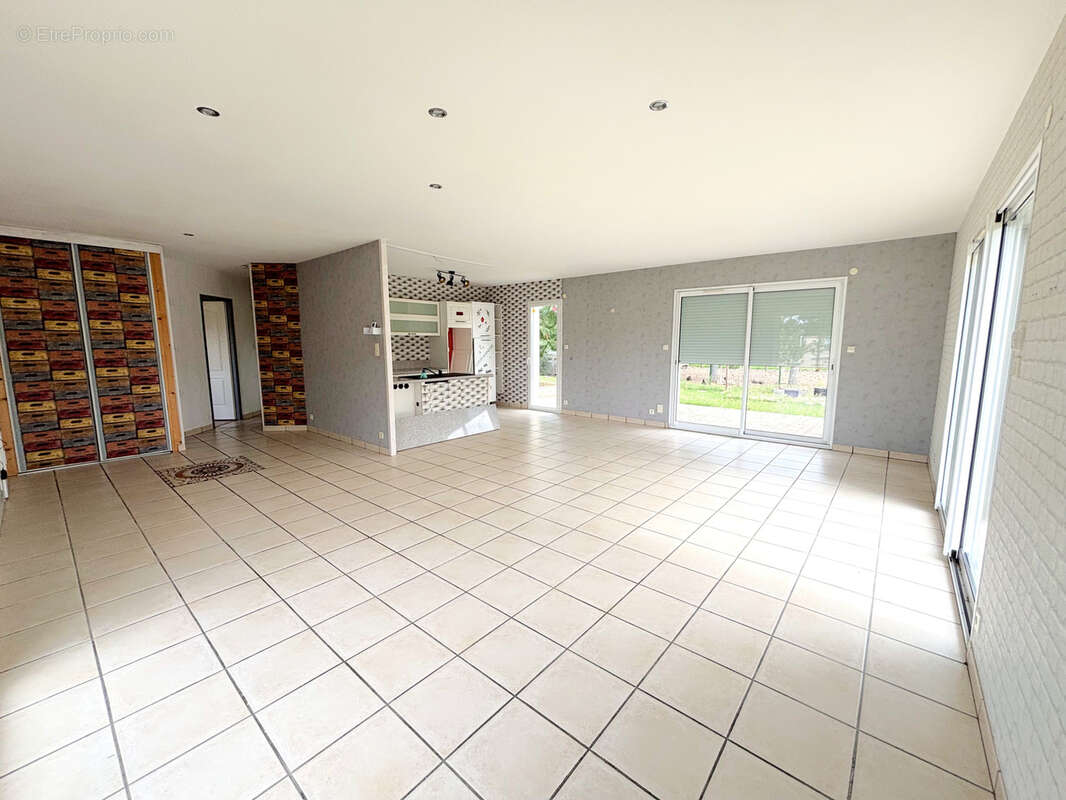 Maison à ANDREZIEUX-BOUTHEON