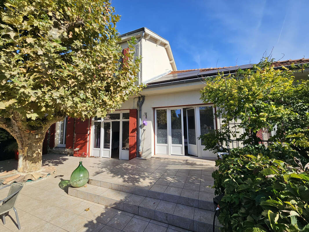 Maison à CHANAS