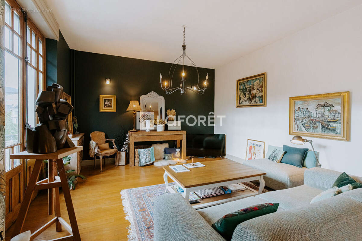 Appartement à AIX-LES-BAINS