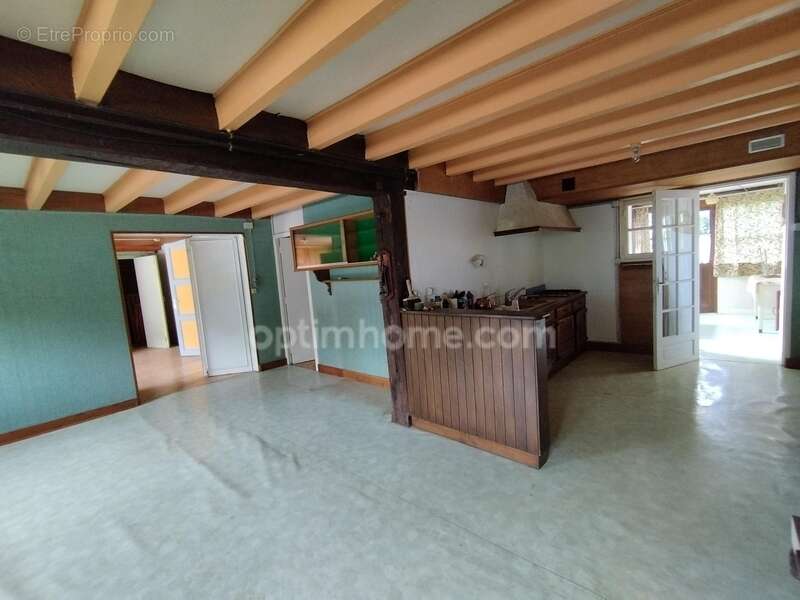 Maison à SAINT-ANGEAU