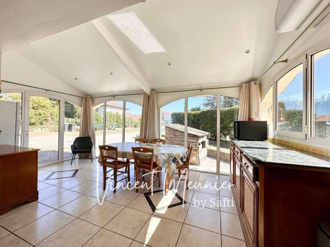 Photo 6 - Maison à SAINT-MAURICE-DE-BEYNOST