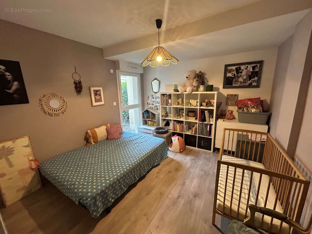 Appartement à CHARBONNIERES-LES-BAINS