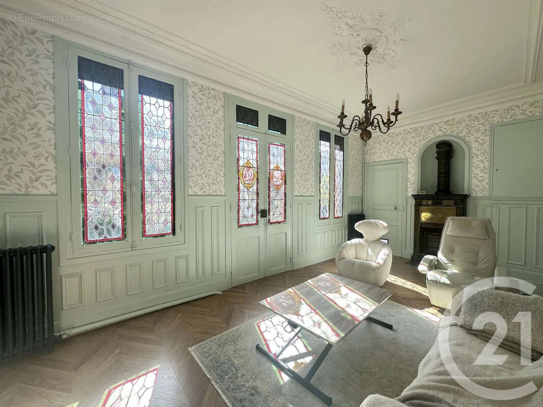 Maison à BROU
