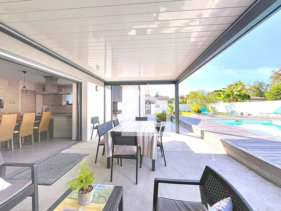 Maison à LE PIAN-MEDOC