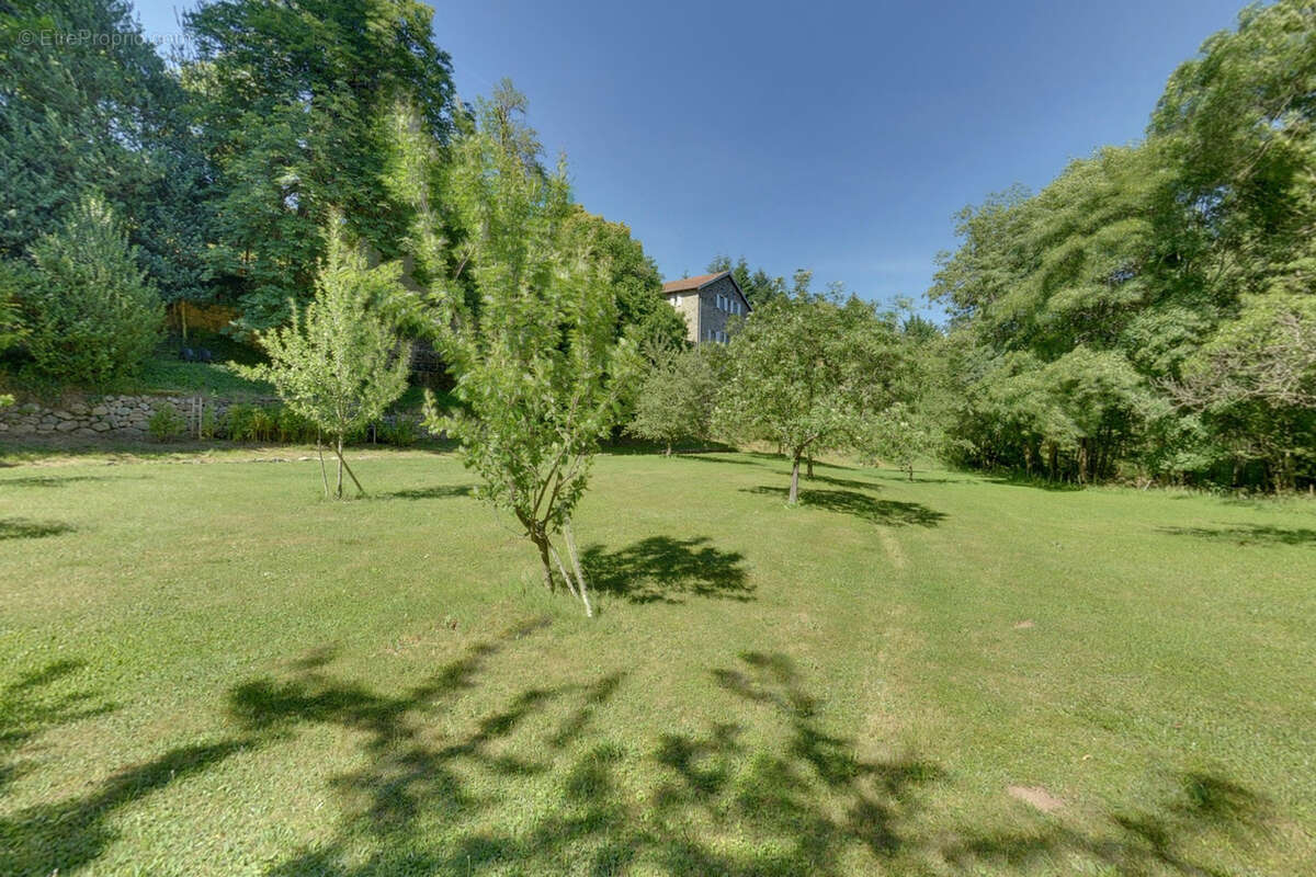 Maison à MARCOLS-LES-EAUX