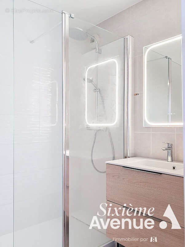 Appartement à SAINT-FONS