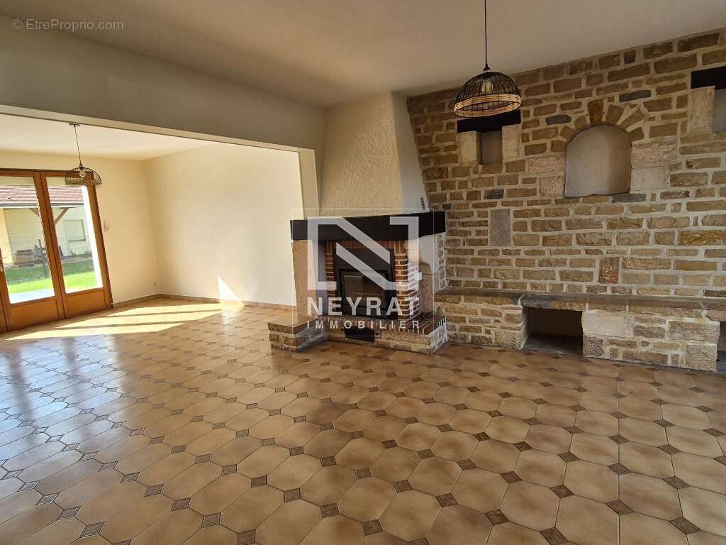Maison à CHAGNY