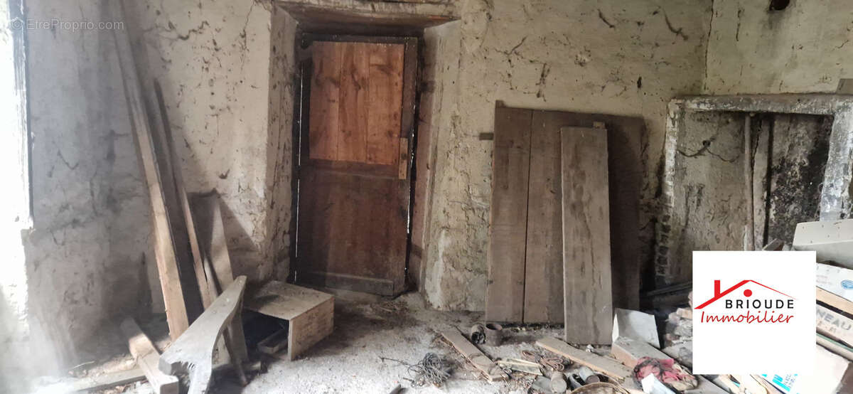 Maison à AZERAT