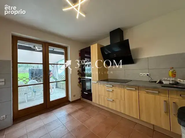 3%COM Ensemble de 2 maisons 255m2  avec cour et jardin - 7 a - photo 6